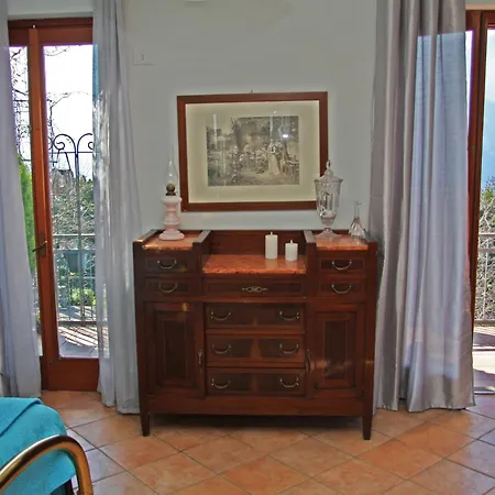 Michela Di Affittacamere *