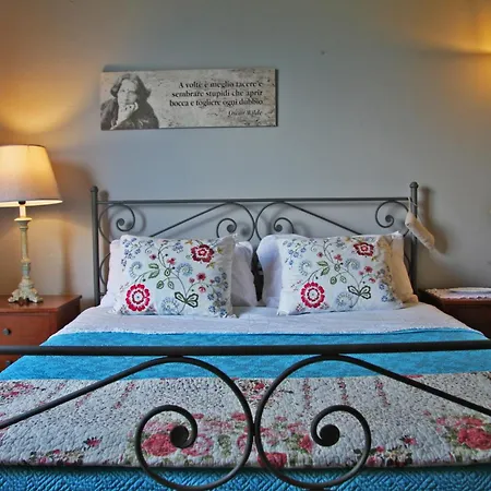 Maison d'hôtes Grazie Mille - Charming Escape *